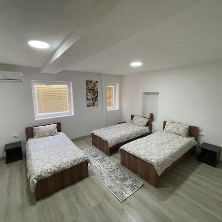 Hotel Vila 5 Prilep Zewnętrze zdjęcie