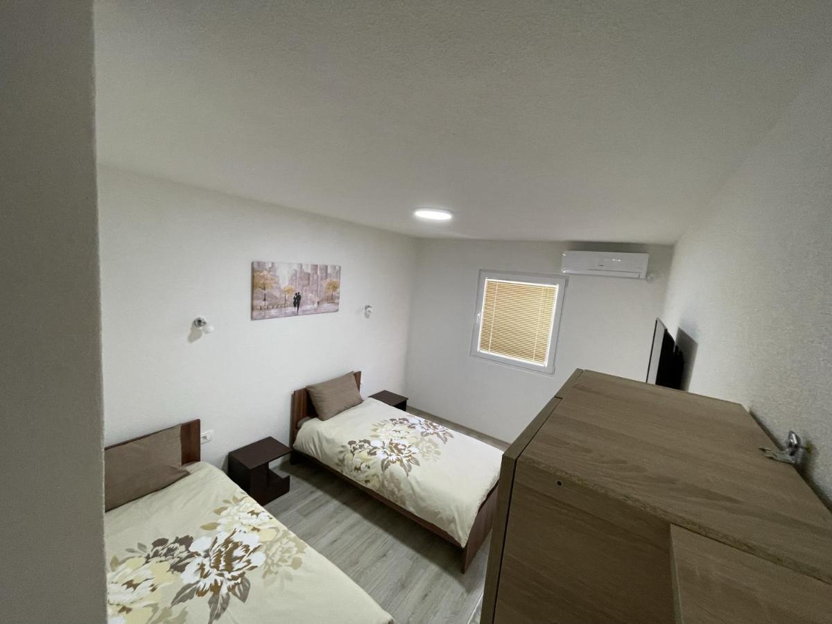 Hotel Vila 5 Prilep Zewnętrze zdjęcie